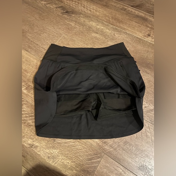 Athleta Women's Fairway Golf 16" Skort Black M Zippered Side Pockets - Picture 3 of 6